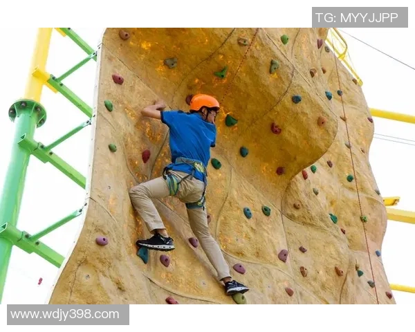 攀岩精神的传承与挑战:深入了解北京攀岩队的团队意识与文化 攀岩精神的传承与挑战:深入了解北京攀岩队的团队意识与文化